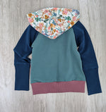 Load image into Gallery viewer, Garden fairies pullover/hoodie
