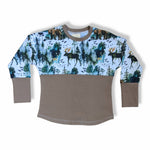 Load image into Gallery viewer, Watercolor Wildlife Curved Hem Dolman
